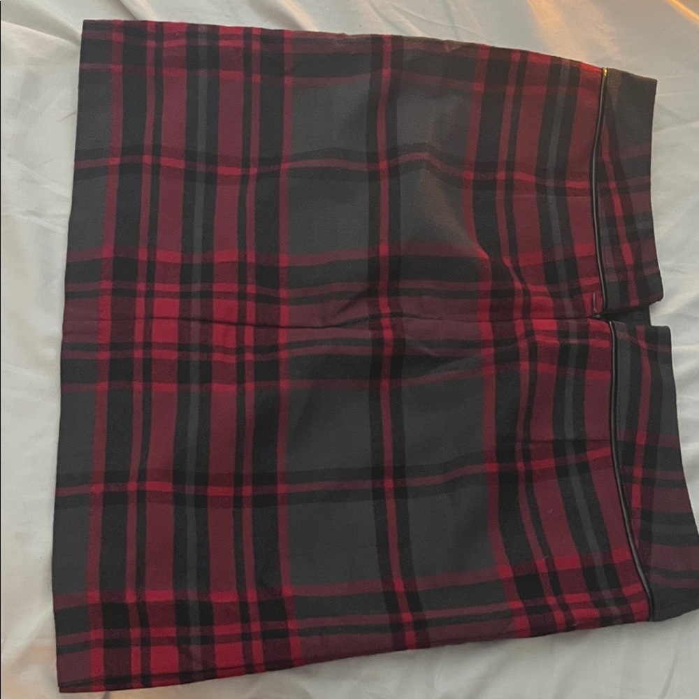 Tommy Hilfiger Red and Black Plaid Mini Skirt